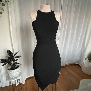 Asymmetric body on dress
